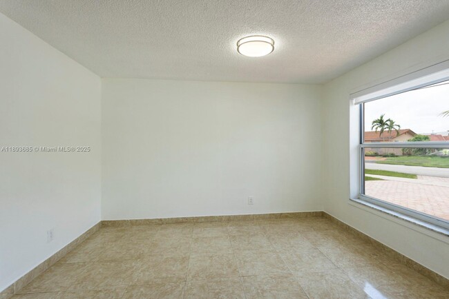 Building Photo - 10770 SW 26th St