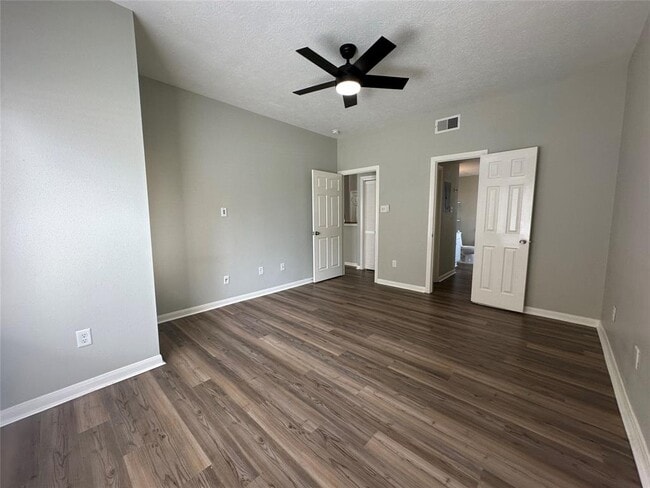 Building Photo - 2023 Gentryside Dr