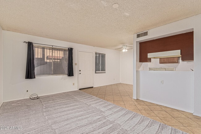 Building Photo - 5044 N 40th Ave