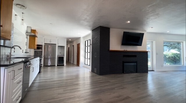 Unit A - 105 W Tietan St