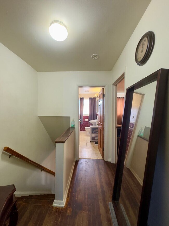 Building Photo - Charming 3 Bedroom/ 1.5 Bathroom Townhome in Frankford, MD!