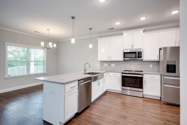 Building Photo - 2557 Traverse Trl