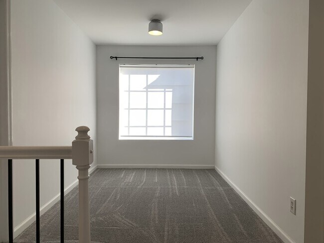 Building Photo - 111 Tyne Dr