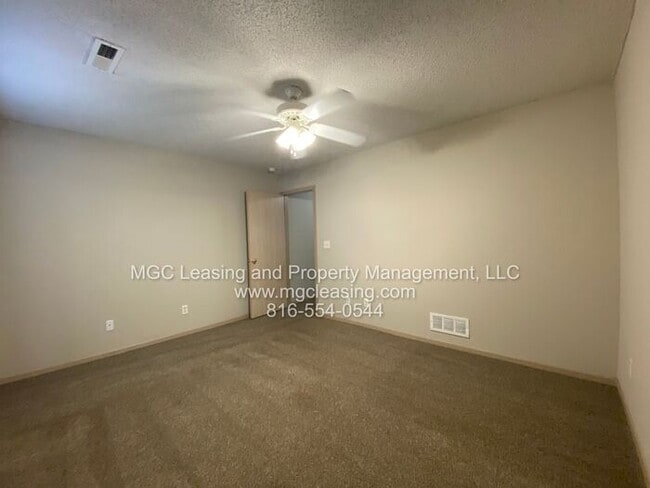 Building Photo - SOUTH GARDEN TOWNHOMES