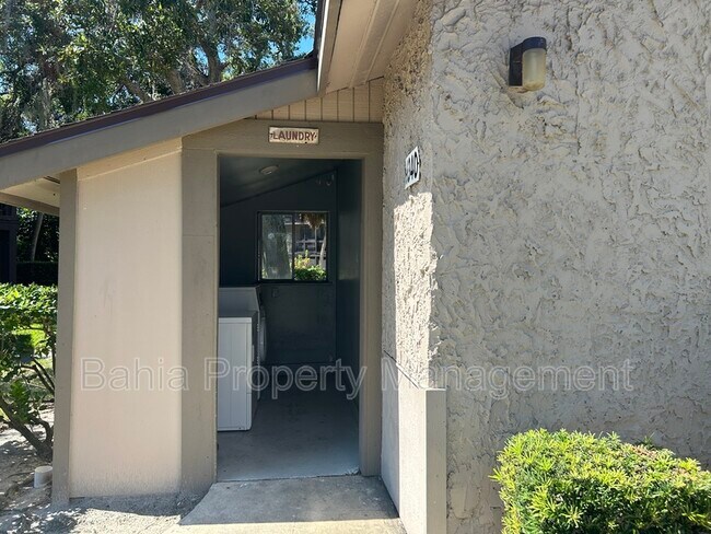 Building Photo - 6308 Newtown Cir