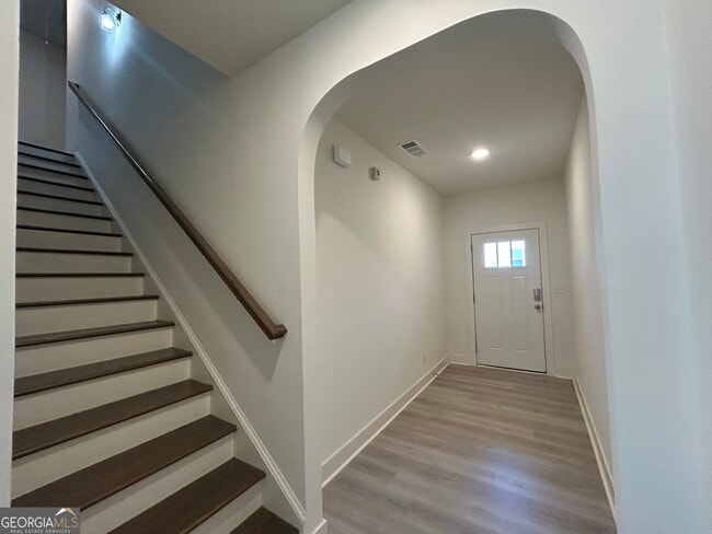 Building Photo - 7741 Squire Ct