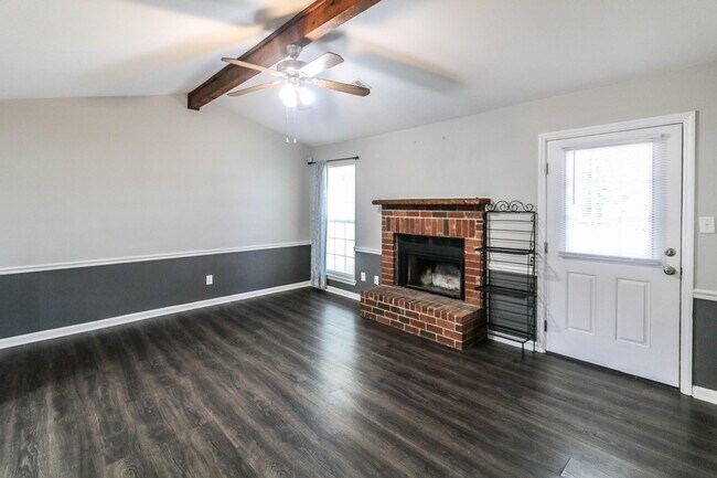 Building Photo - 913 N Willowick Dr