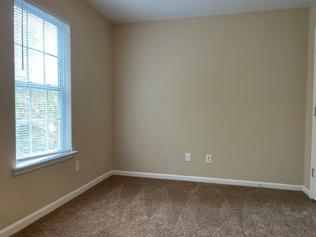 Building Photo - 510 Wabash Ave