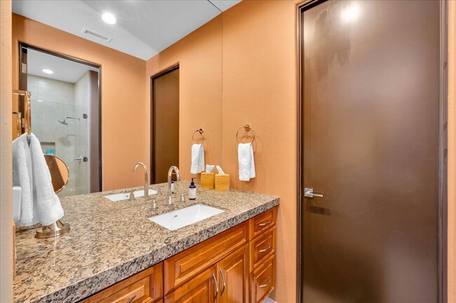 Building Photo - 45730 Indian Canyon Rd