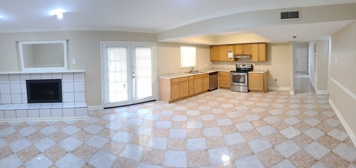 Building Photo - 2901 Robin Hill Ln