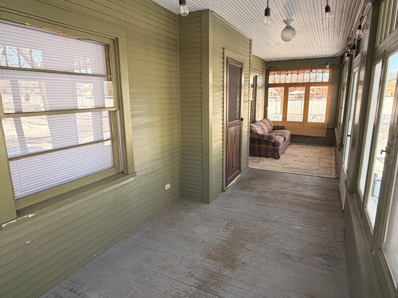 Building Photo - 1235 W Lorain St