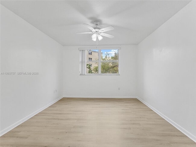 Building Photo - 8343 Lake Dr