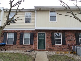 Building Photo - 700 High St