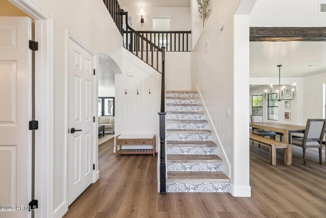 Building Photo - 5556 E Sandra Terrace