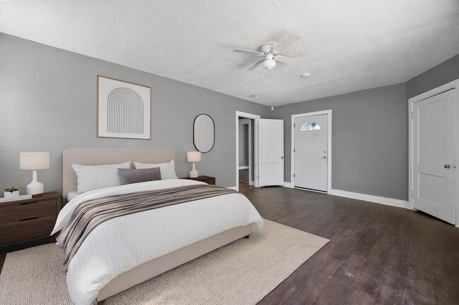 Building Photo - 2402 Avenue U