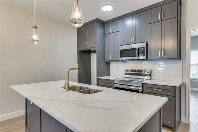 Building Photo - 8004 Julie Ave