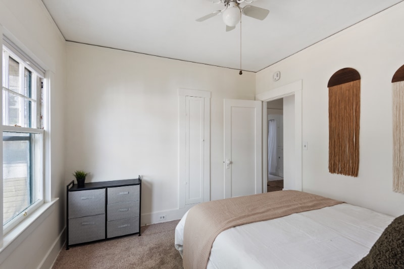 Building Photo - 4421 SE Division St