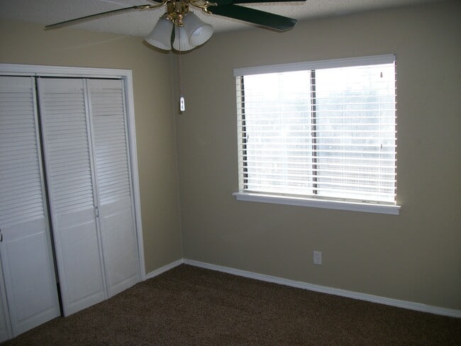 Building Photo - 1128 NW 56th St