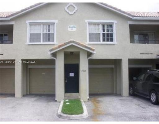 Building Photo - 2303 Belmont Ln