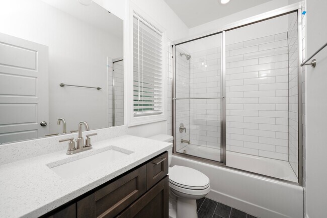 Building Photo - 3809 Burt Dr