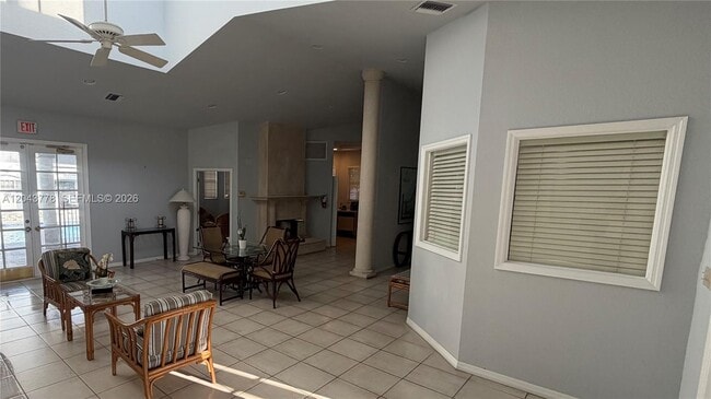 Building Photo - 735 SW 148th Ave