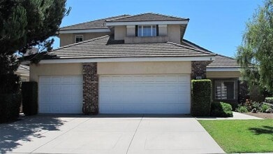Building Photo - 8262 Loma Vista Rd