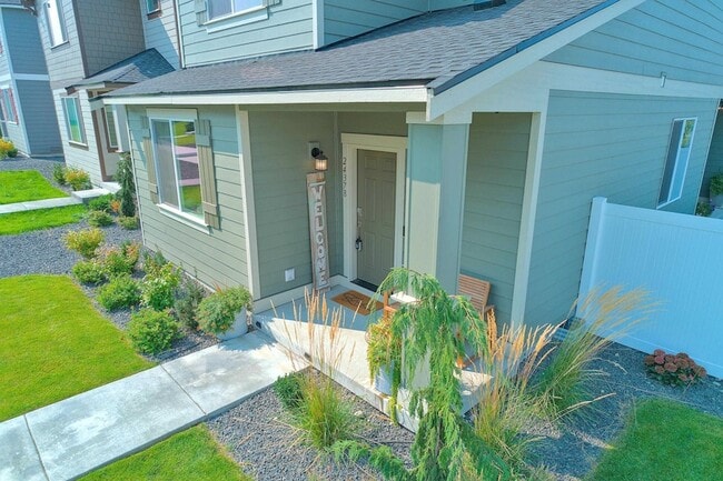 Building Photo - 24378 E Harrier Ln