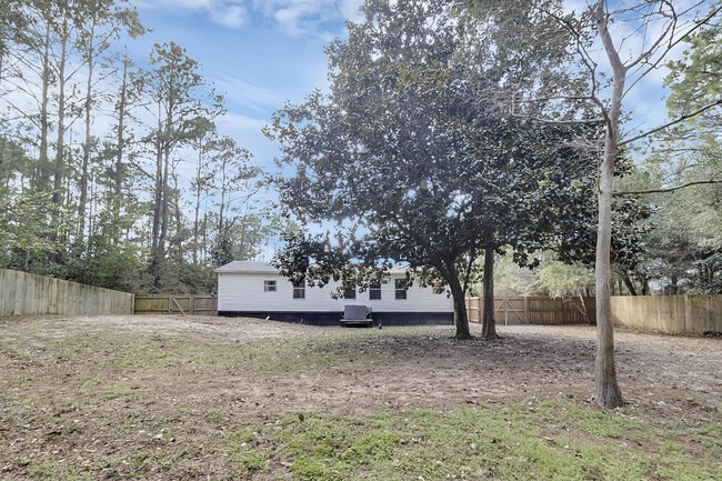 Building Photo - 1964 Adams St