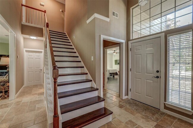 Building Photo - 16909 Westview Trail