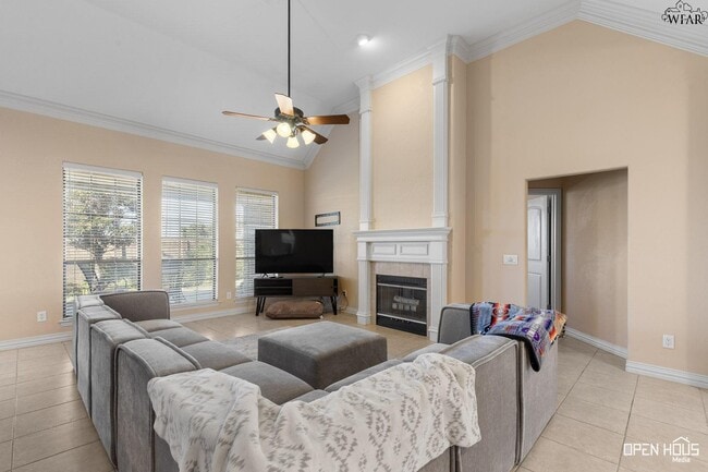 Building Photo - 4122 Candlewood Cir