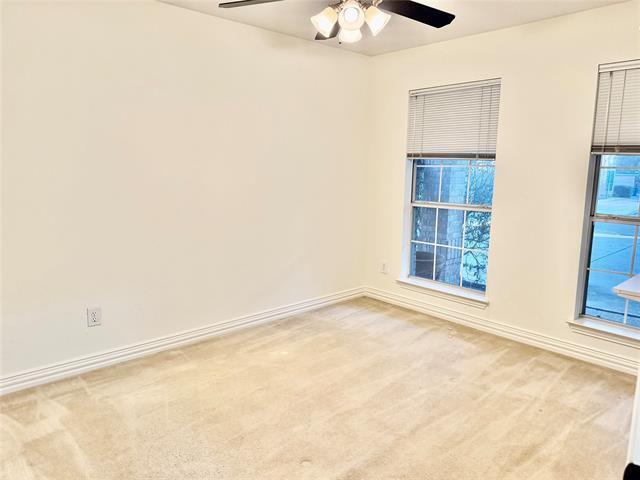 Building Photo - 708 Nettleton Dr