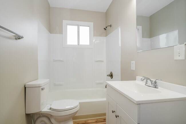 Building Photo - 1113-1115 S 22nd St.