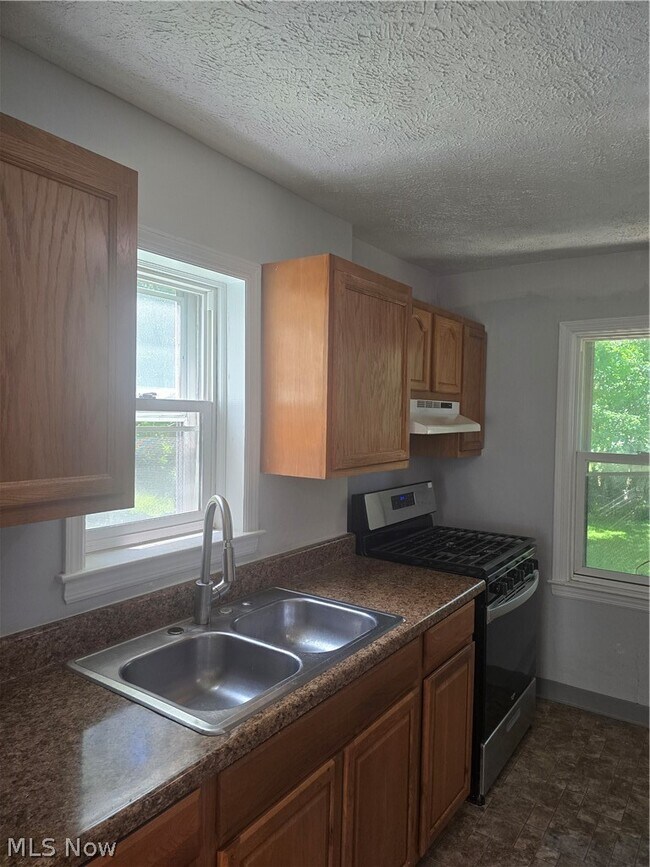 Building Photo - 1164 Orlando Ave