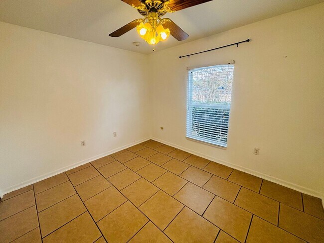 Building Photo - Charming 3 Bed 2 Bath House W/ Solar Panels