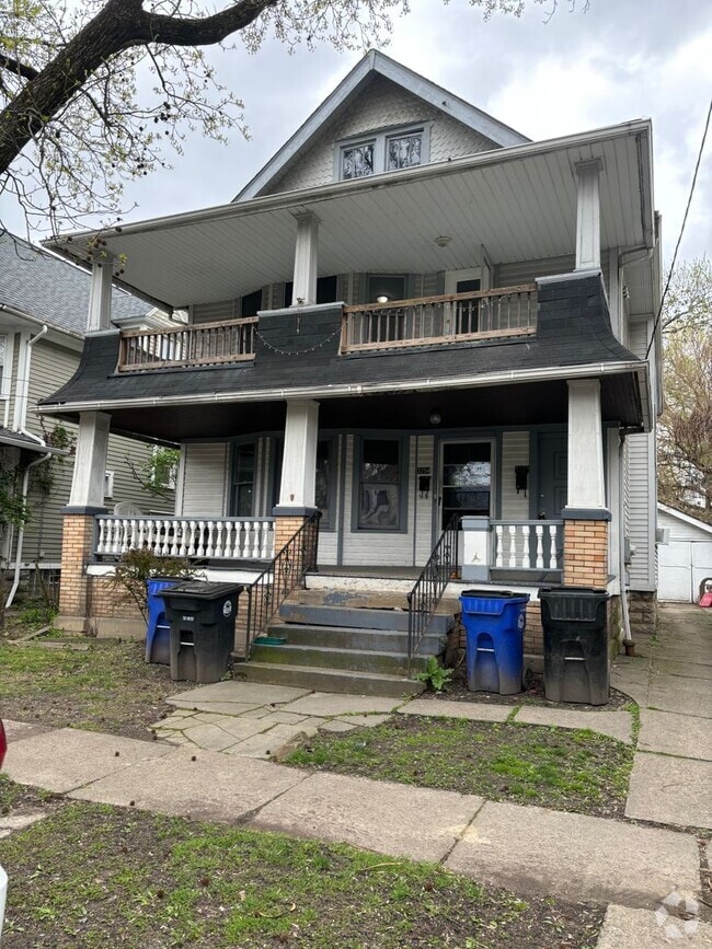 Building Photo - 99th,W.3252