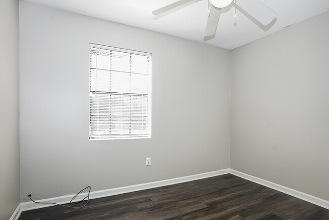 Building Photo - 3476 Postell Dr