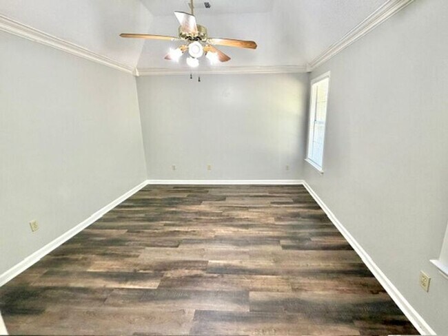 Building Photo - Coming Soon! Spacious 3 Bedroom 2 Bath Home In Southeast Memphis