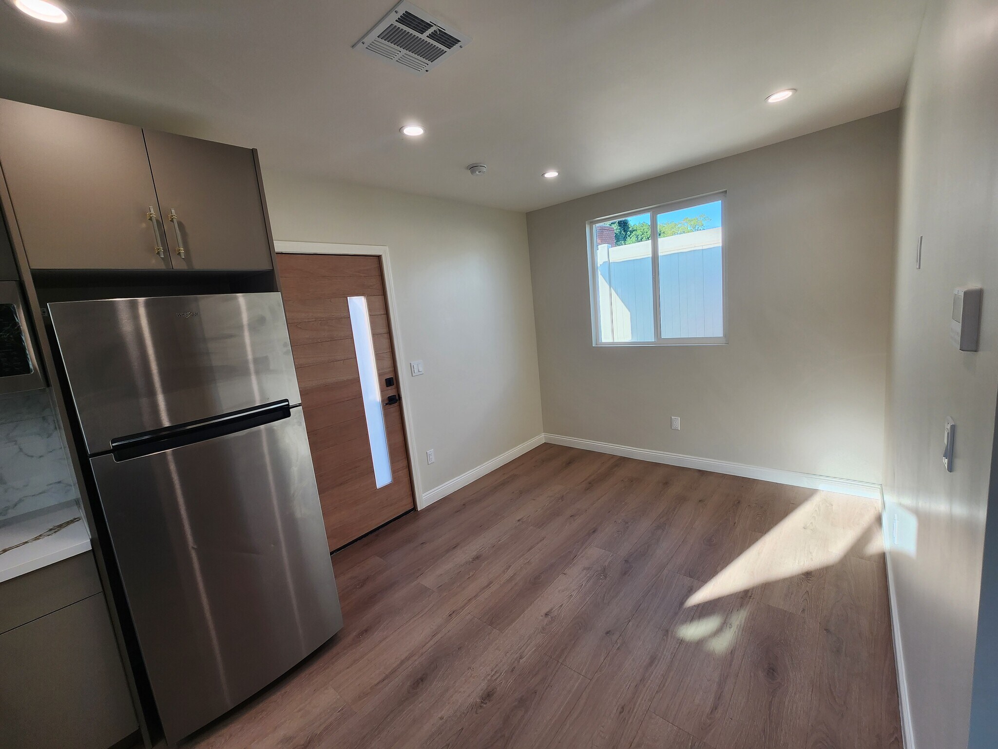 Building Photo - 14810 Covello St