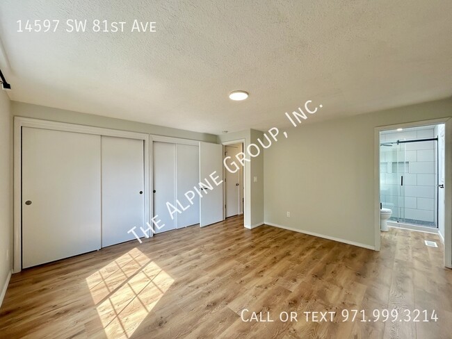 Building Photo - 14597 SW 81st Ave