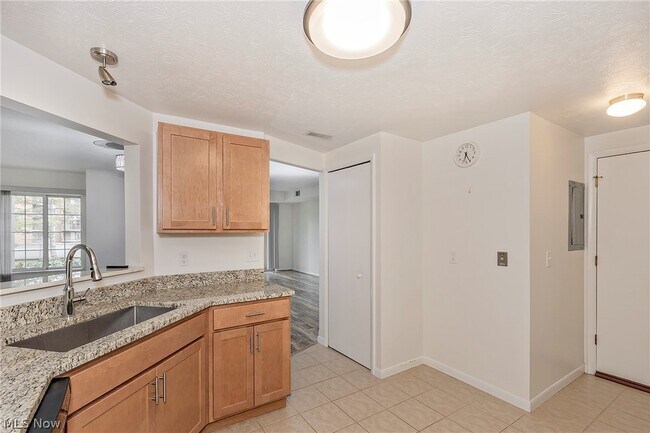 Building Photo - 26101 Village Ln