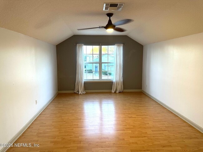 Building Photo - 5388 Hidden Gardens Dr