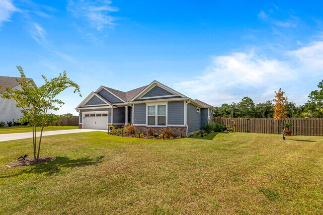 Building Photo - 98 Springdale Dr