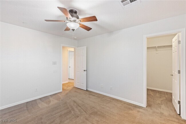 Building Photo - 1077 Lemongrass Ct