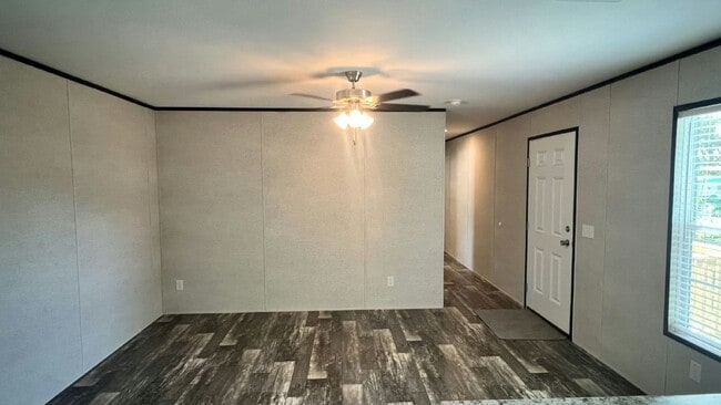 Building Photo - 96 Tower Manor Cir E