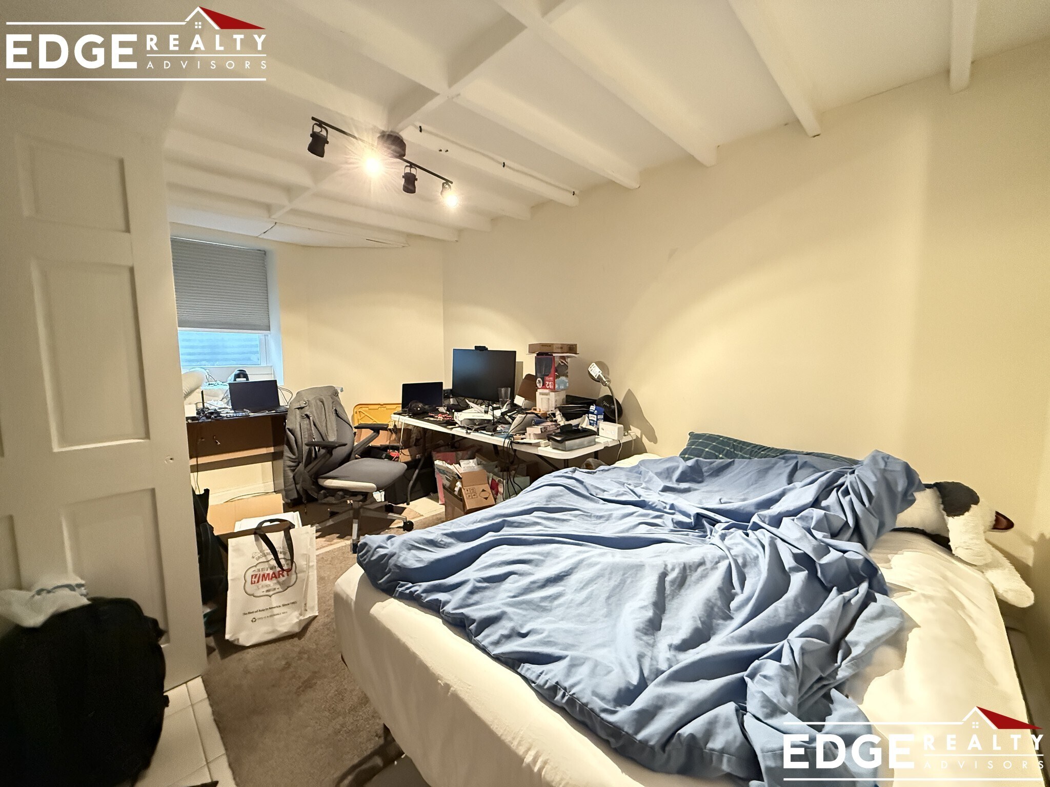 Building Photo - 23 Cottage Ave