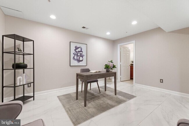 Building Photo - 7996 Reserve Way