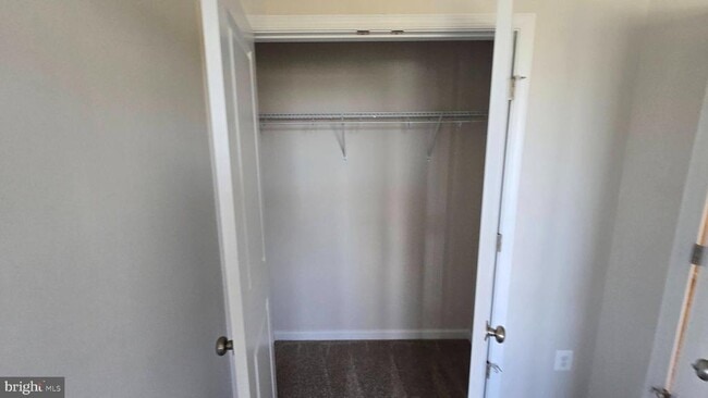 Building Photo - 1360 Red Clover Ln