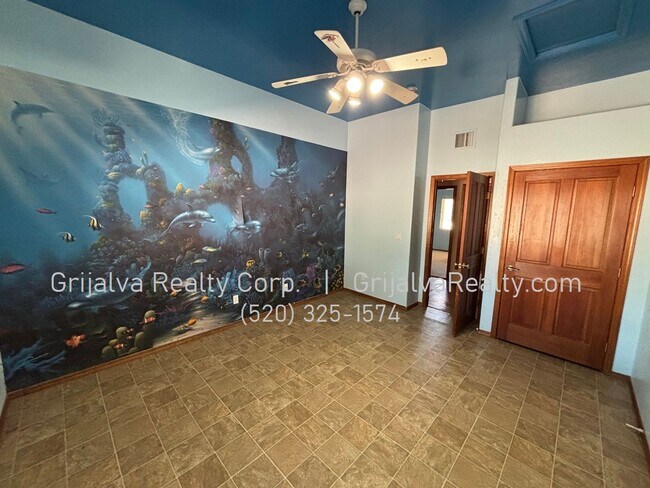 Building Photo - Huge Retreat Style Property for Rent in Central Tucson (Ft Lowell/Campbell)