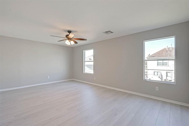 Building Photo - 5011 Redwing Brook Trail