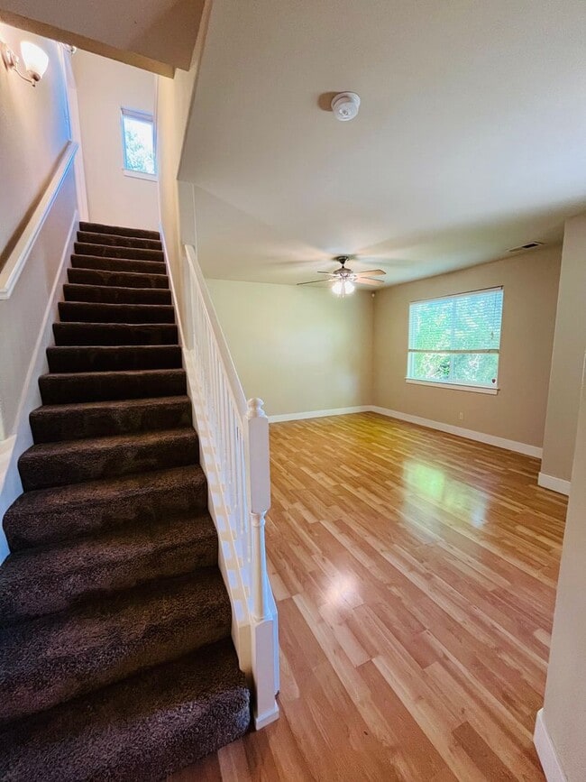 Building Photo - Available Soon! Beautiful House on a Cul-De-Sac